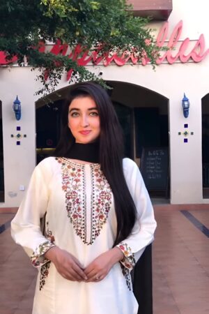 POCKET SEQUENCE EMBROIDERY 2PC