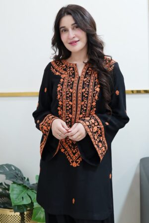 SOFIA – Classic Embroidered 2-Piece Set